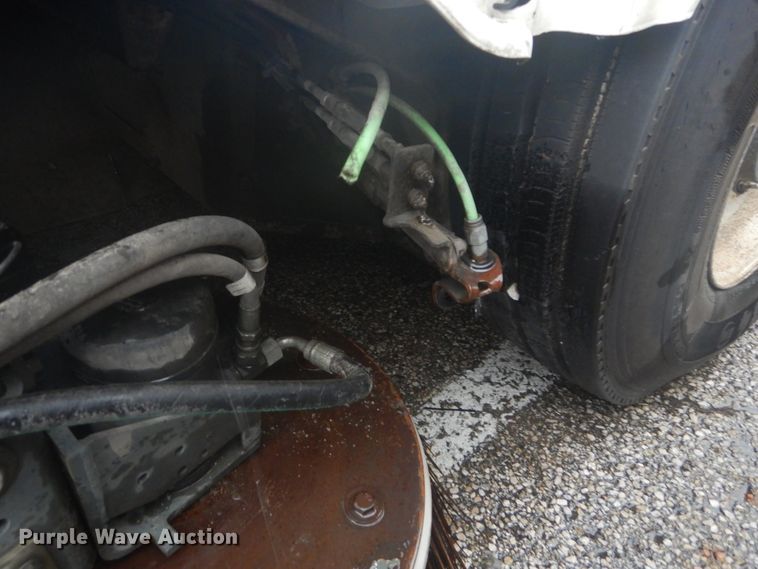 image for item JI9526 2008 Elgin Pelican Series NP  street sweeper truck