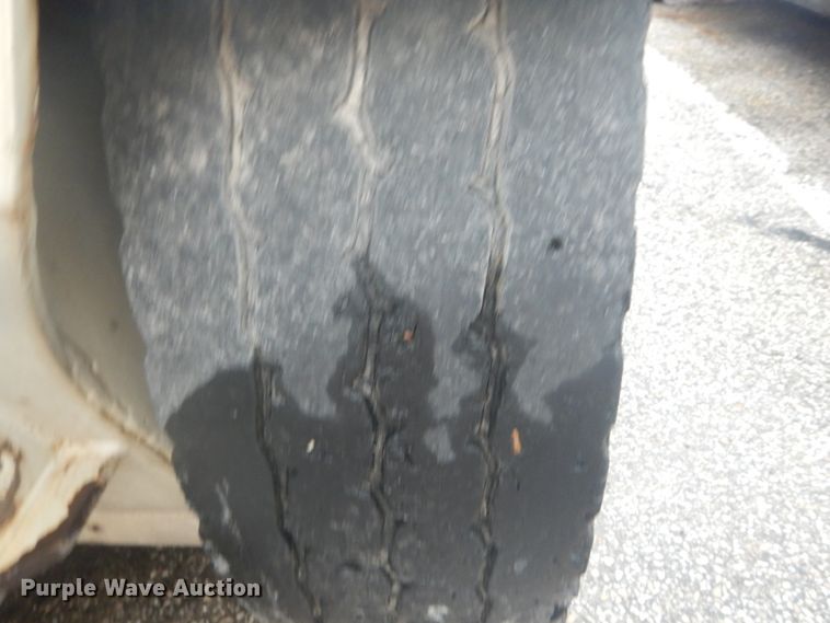 image for item JI9526 2008 Elgin Pelican Series NP  street sweeper truck