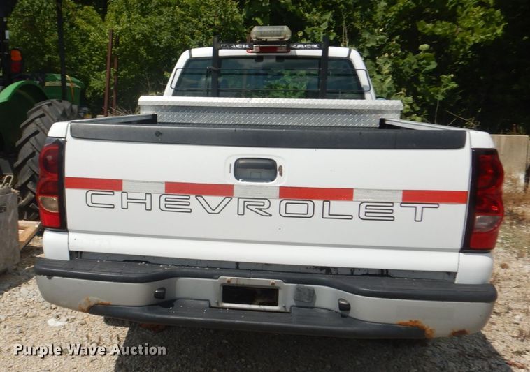 image for item JI9538 2005 Chevrolet Silverado 1500  pickup truck