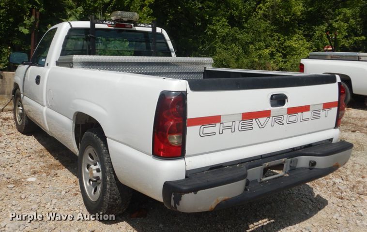 image for item JI9538 2005 Chevrolet Silverado 1500  pickup truck