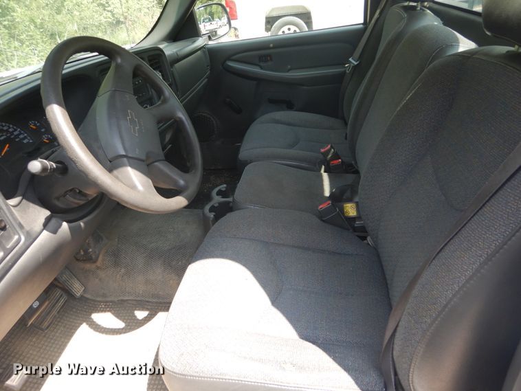 image for item JI9538 2005 Chevrolet Silverado 1500  pickup truck