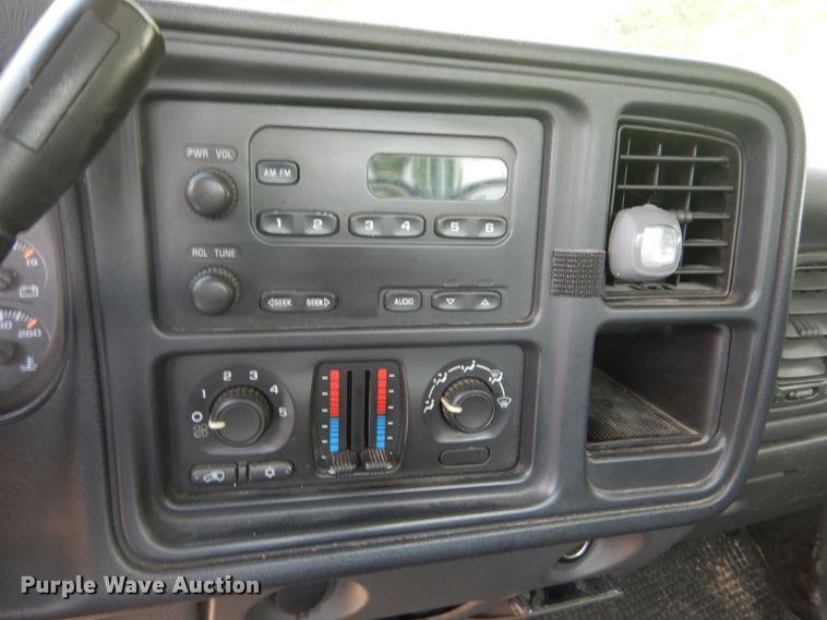 image for item JI9538 2005 Chevrolet Silverado 1500  pickup truck