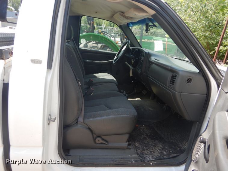 image for item JI9538 2005 Chevrolet Silverado 1500  pickup truck