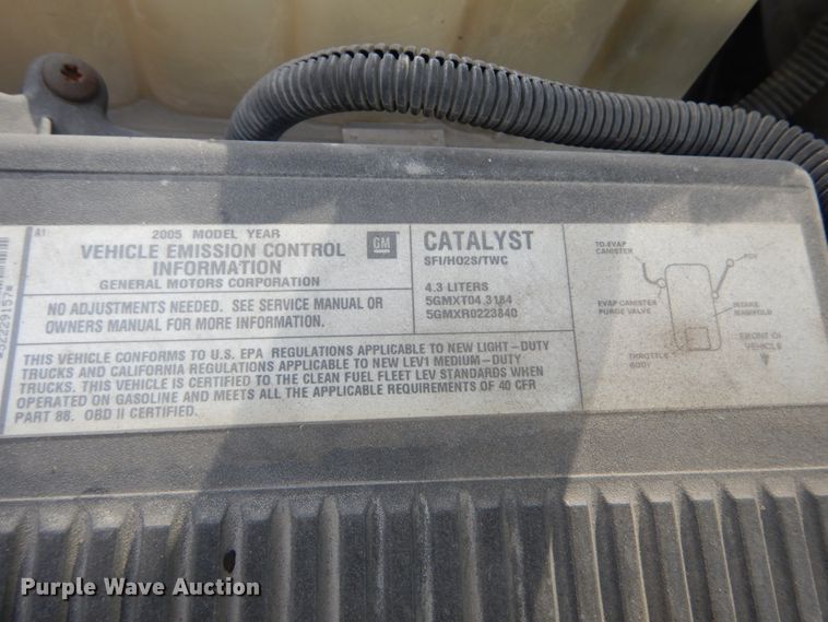 image for item JI9538 2005 Chevrolet Silverado 1500  pickup truck