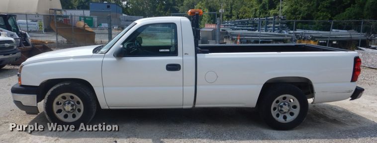 image for item JI9539 2005 Chevrolet Silverado 1500  pickup truck