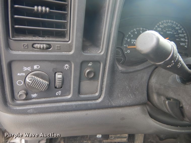 image for item JI9539 2005 Chevrolet Silverado 1500  pickup truck