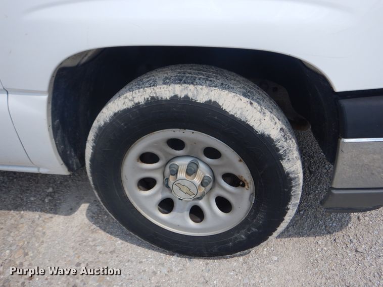 image for item JI9539 2005 Chevrolet Silverado 1500  pickup truck