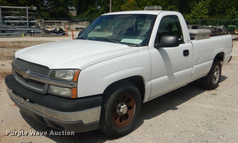 image for item JI9541 2005 Chevrolet Silverado 1500  pickup truck