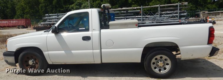 image for item JI9541 2005 Chevrolet Silverado 1500  pickup truck