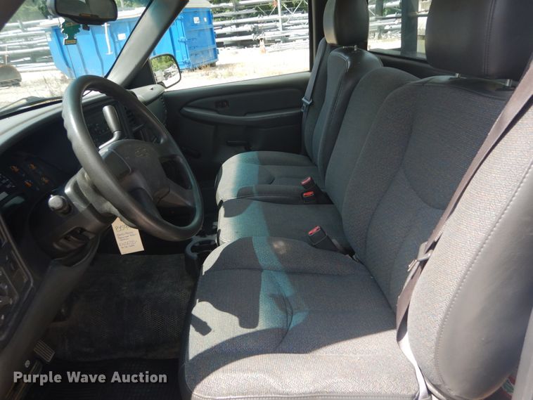 image for item JI9541 2005 Chevrolet Silverado 1500  pickup truck