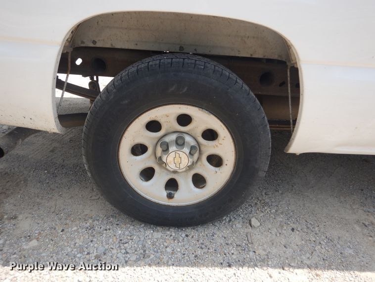 image for item JI9541 2005 Chevrolet Silverado 1500  pickup truck
