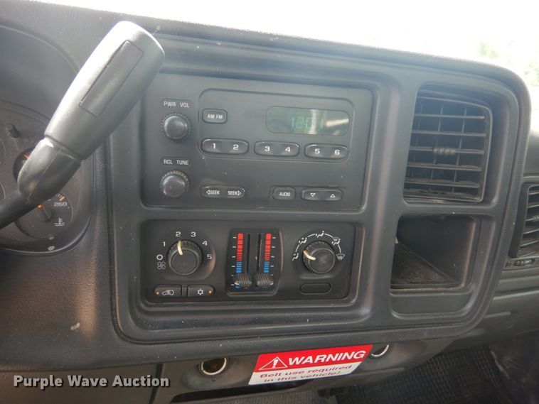 image for item JI9542 2005 Chevrolet Silverado 1500  pickup truck