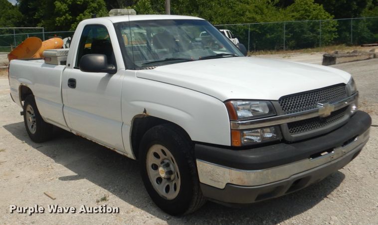 image for item JI9543 2005 Chevrolet Silverado 1500  pickup truck