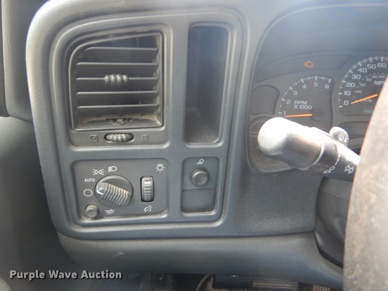 image for item JI9543 2005 Chevrolet Silverado 1500  pickup truck