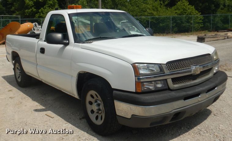 image for item JI9544 2005 Chevrolet Silverado 1500  pickup truck