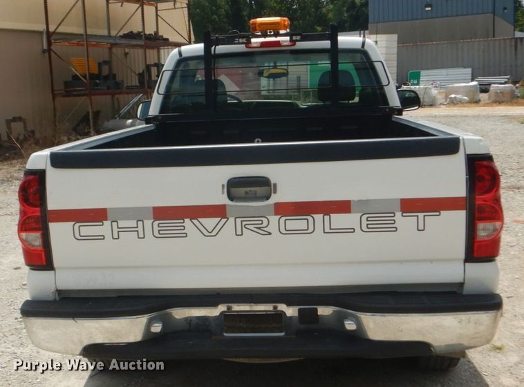 image for item JI9544 2005 Chevrolet Silverado 1500  pickup truck