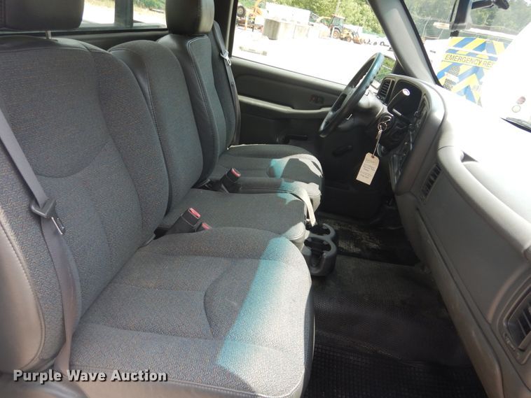image for item JI9544 2005 Chevrolet Silverado 1500  pickup truck