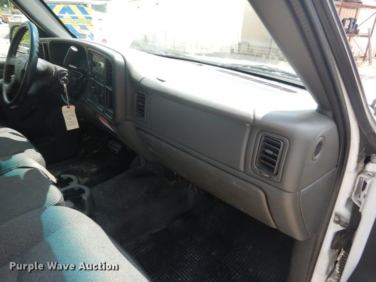 image for item JI9544 2005 Chevrolet Silverado 1500  pickup truck