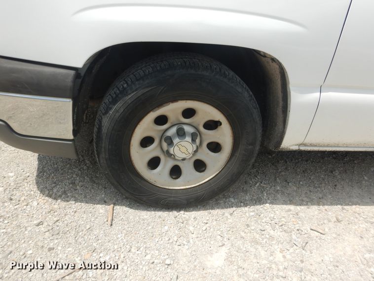 image for item JI9544 2005 Chevrolet Silverado 1500  pickup truck