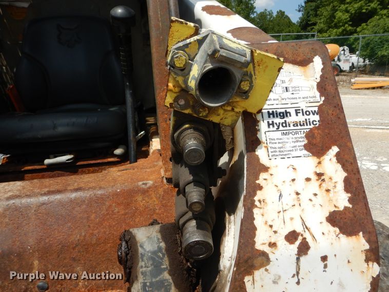 image for item JI9545 2009 Bobcat S300  skid steer loader