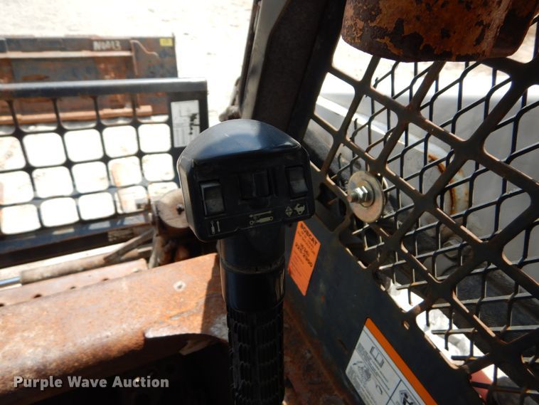 image for item JI9545 2009 Bobcat S300  skid steer loader