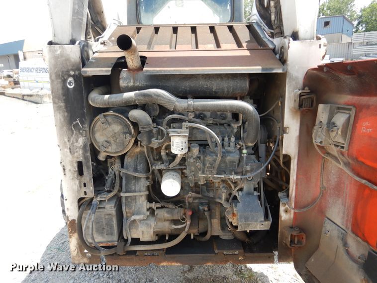 image for item JI9545 2009 Bobcat S300  skid steer loader