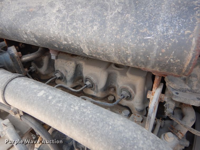 image for item JI9545 2009 Bobcat S300  skid steer loader