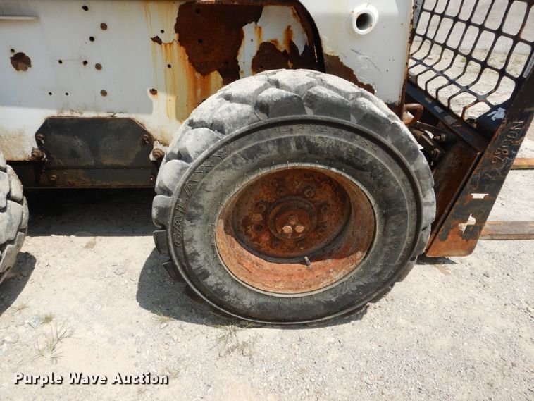 image for item JI9545 2009 Bobcat S300  skid steer loader