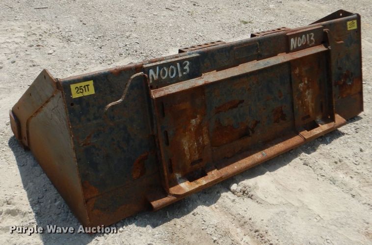 image for item JI9545 2009 Bobcat S300  skid steer loader