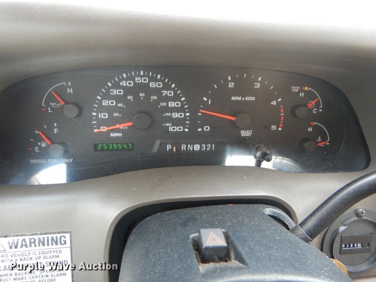 image for item JI9547 2004 Ford F550 Super Duty XL  SuperCab bucket truck