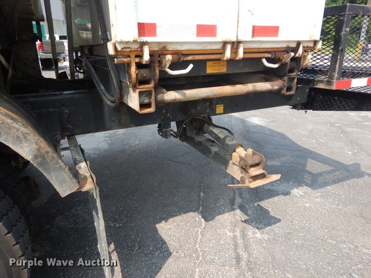 image for item JI9576 2015 Freightliner M2 106  refuse truck