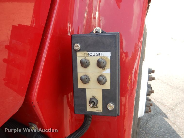 image for item JI9576 2015 Freightliner M2 106  refuse truck