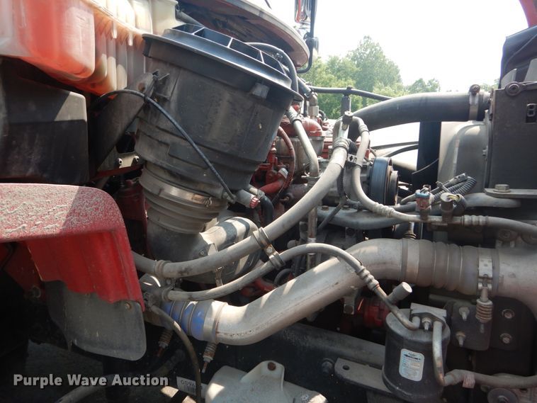 image for item JI9576 2015 Freightliner M2 106  refuse truck