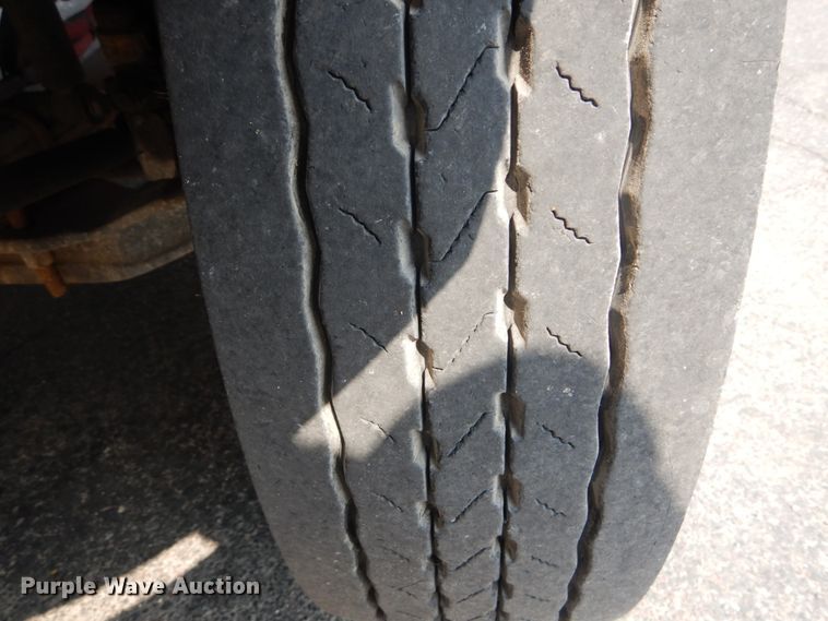 image for item JI9576 2015 Freightliner M2 106  refuse truck