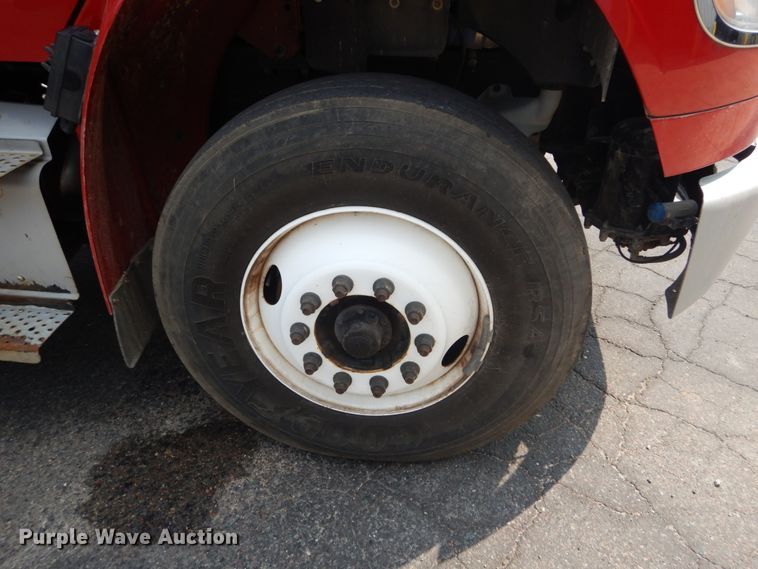 image for item JI9576 2015 Freightliner M2 106  refuse truck