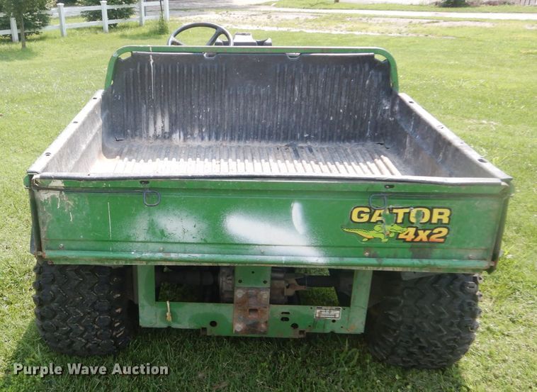 image for item JI9590 1997 John Deere Gator  utility vehicle