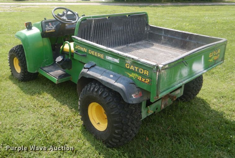 image for item JI9590 1997 John Deere Gator  utility vehicle