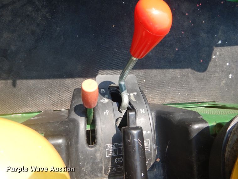 image for item JI9590 1997 John Deere Gator  utility vehicle