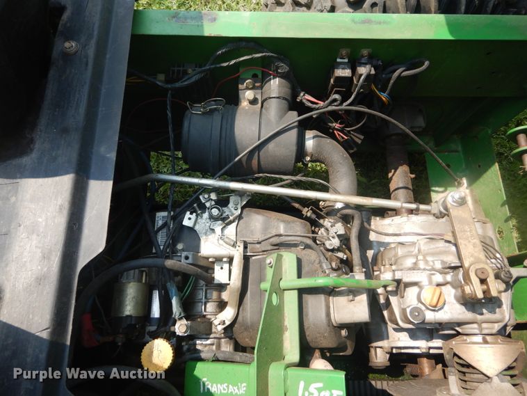 image for item JI9590 1997 John Deere Gator  utility vehicle