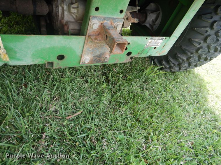 image for item JI9590 1997 John Deere Gator  utility vehicle