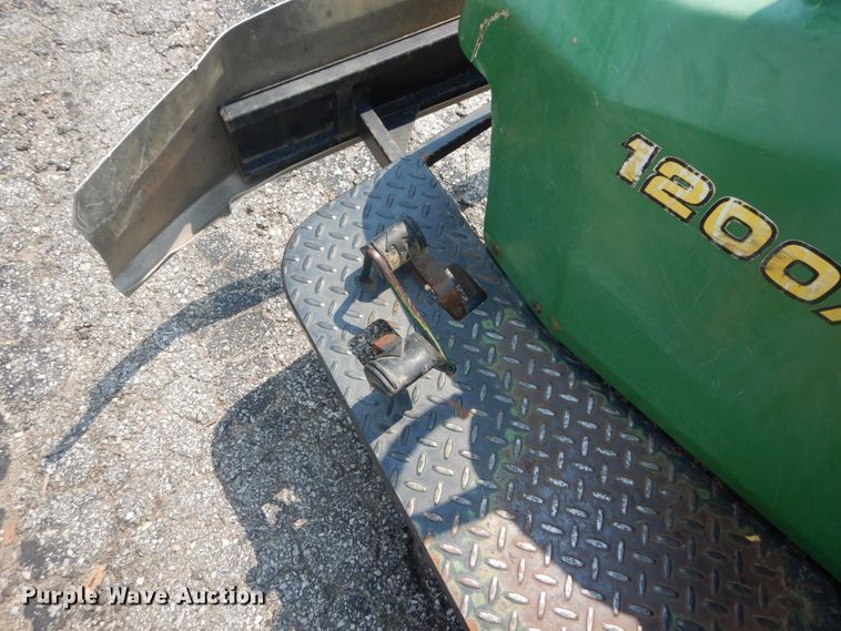 image for item JI9591 John Deere 1200A  bunker rake