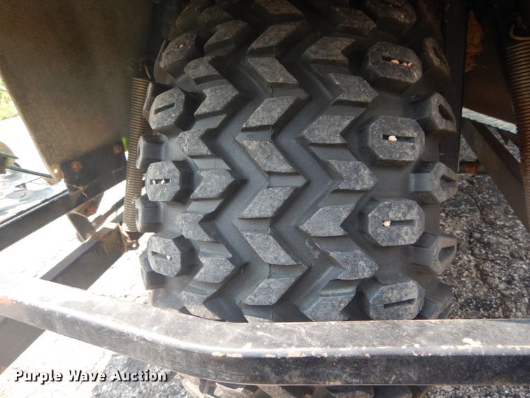 image for item JI9591 John Deere 1200A  bunker rake