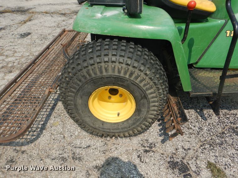 image for item JI9591 John Deere 1200A  bunker rake