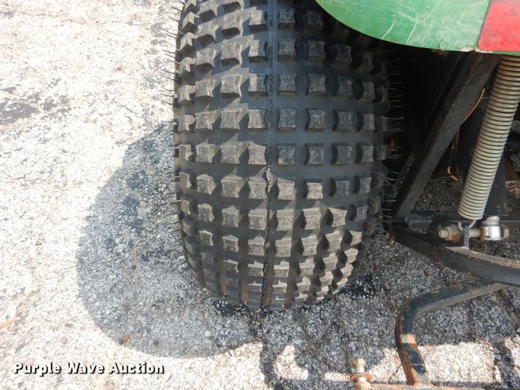 image for item JI9591 John Deere 1200A  bunker rake