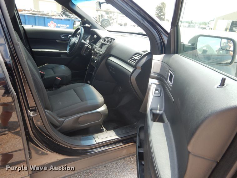 image for item JI9594 2017 Ford Explorer Police  SUV