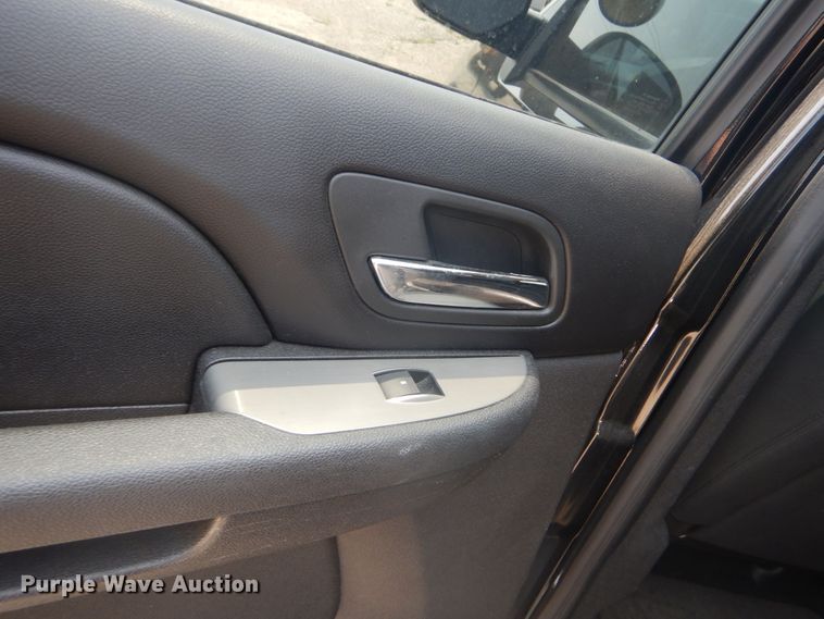 image for item JI9642 2010 Chevrolet Tahoe  SUV