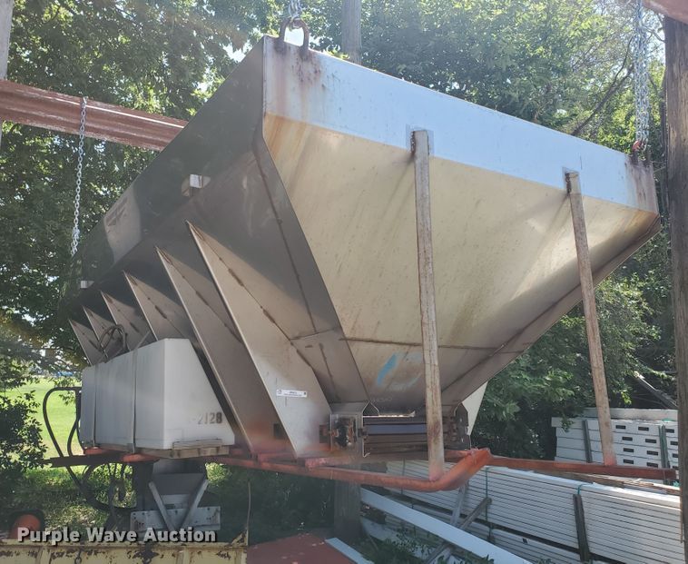 image for item JM9622 Swenson  stainless steel spreader