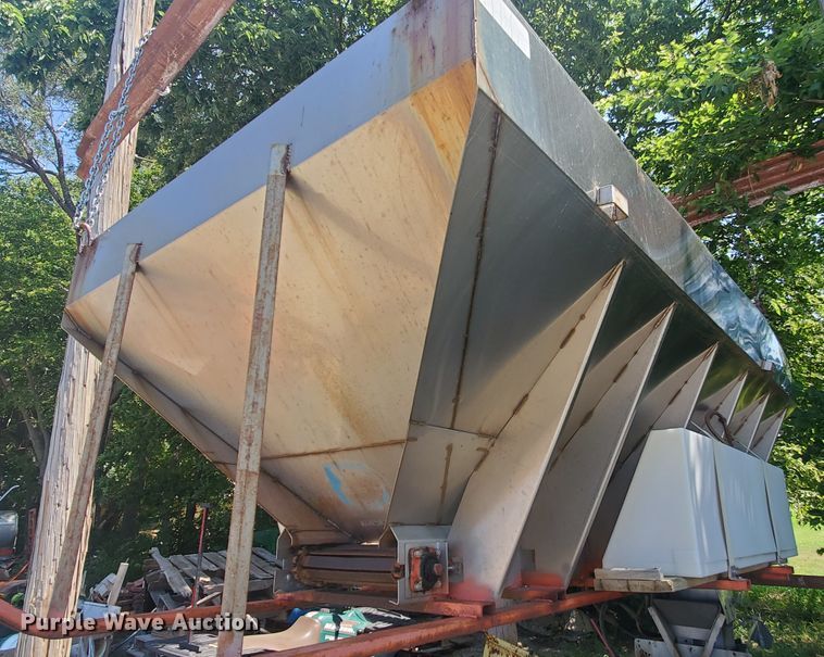 image for item JM9622 Swenson  stainless steel spreader