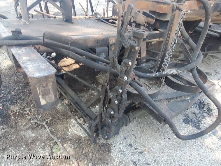 image for item JM9623 Entyre Black Topper  oil distributor tank bed