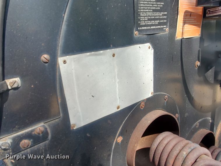 image for item JM9623 Entyre Black Topper  oil distributor tank bed